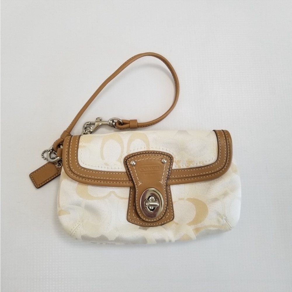Coach Pouchette Turnlock Wristlet